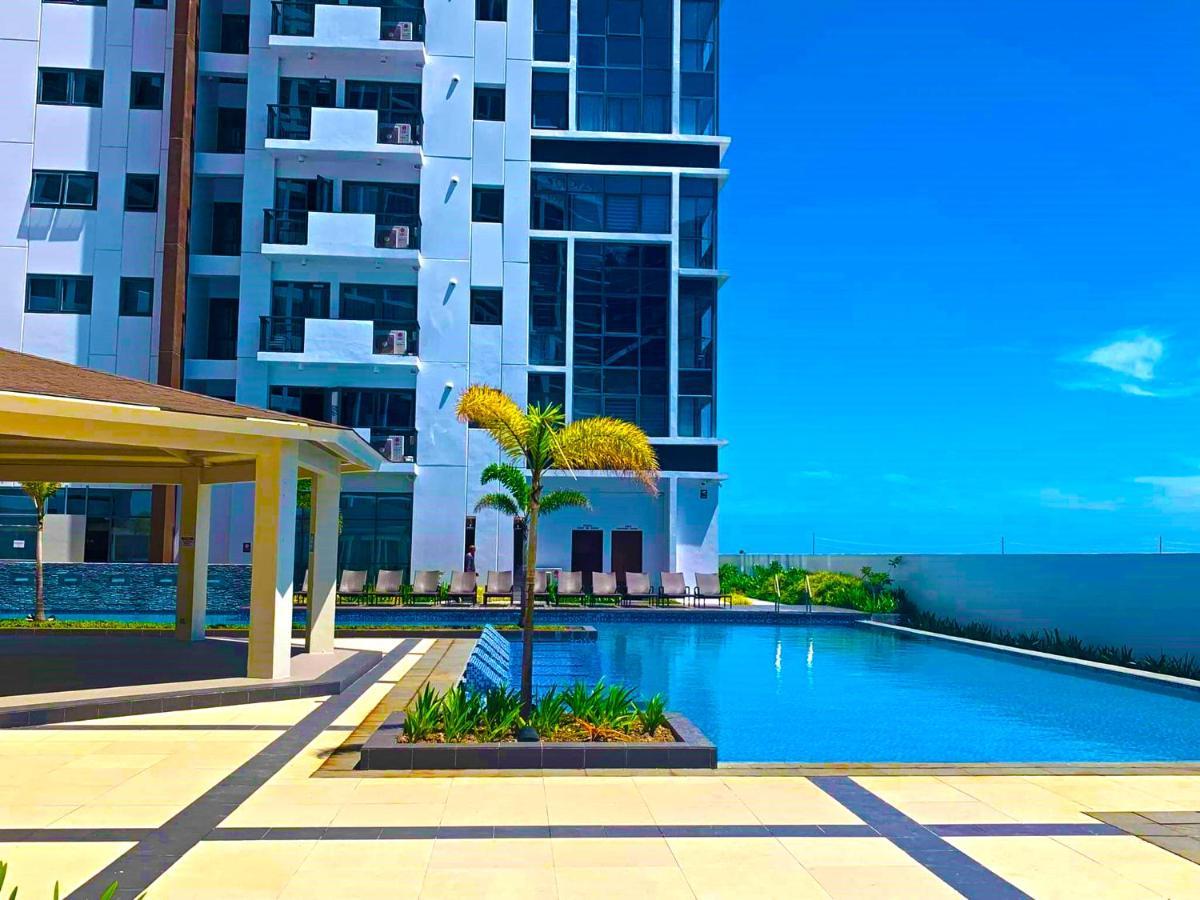 Mactan Newtown - New Modern Condo With Ocean View Lapu-Lapu City Esterno foto